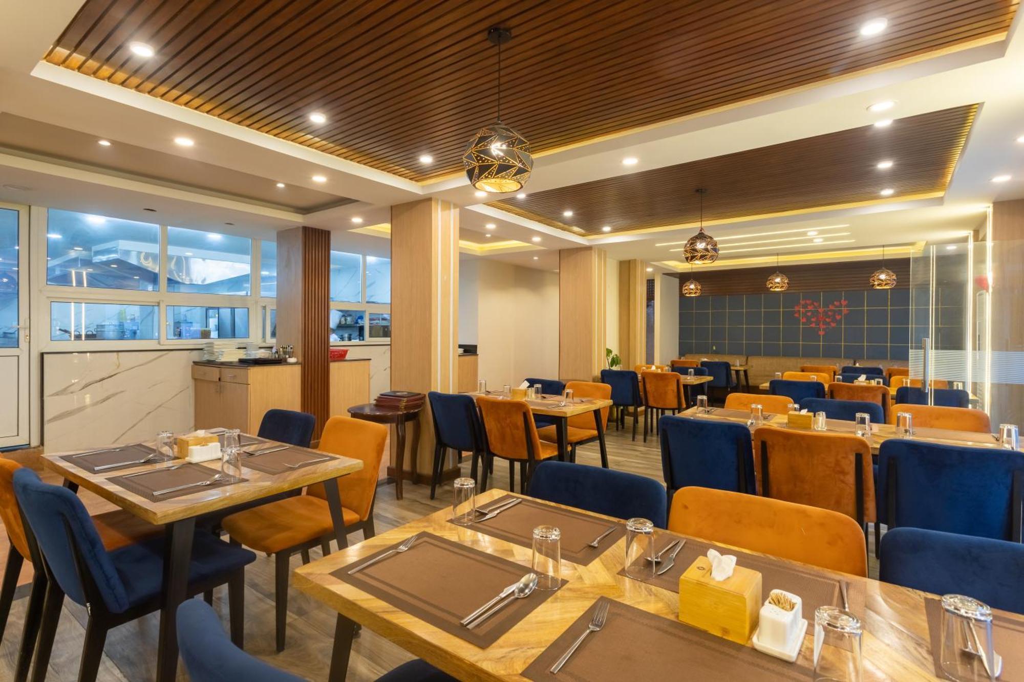Aawas Boutique Hotel Катманду Екстериор снимка