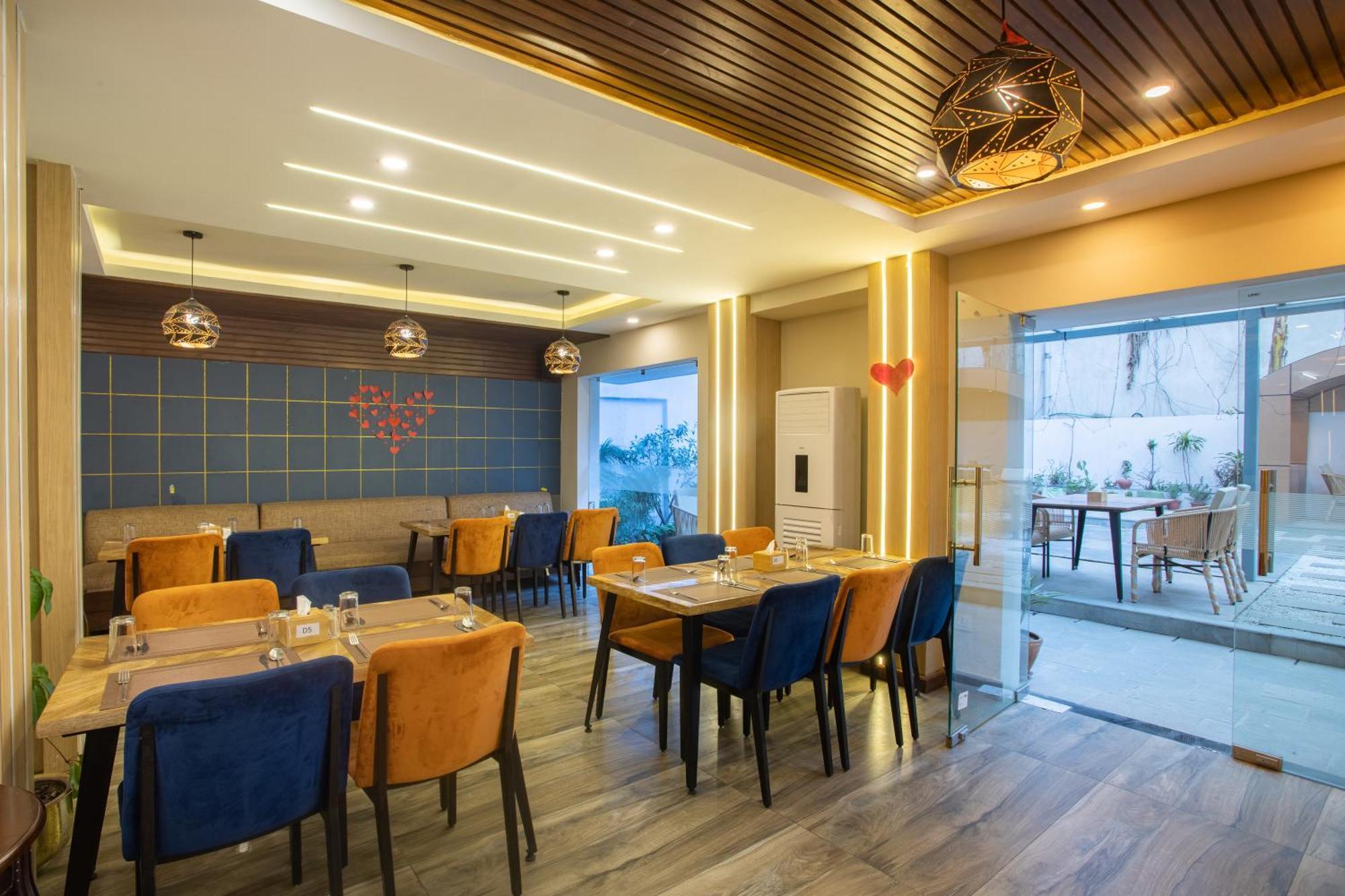 Aawas Boutique Hotel Катманду Екстериор снимка