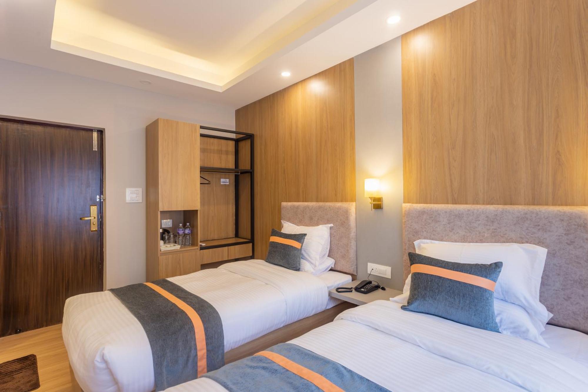 Aawas Boutique Hotel Катманду Екстериор снимка